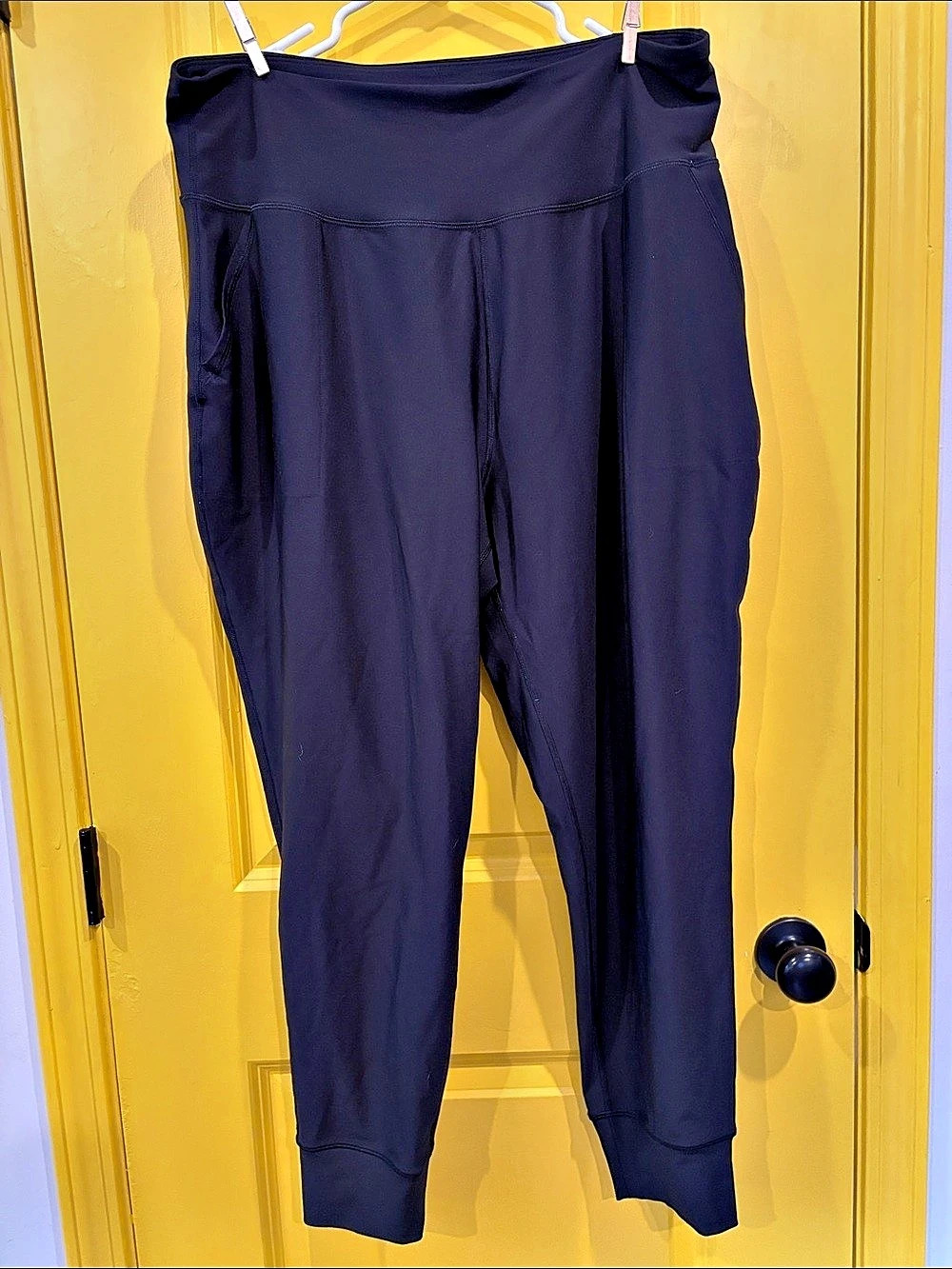 Old Navy Active Powersoft Joggers Black Joggers XXL Like New